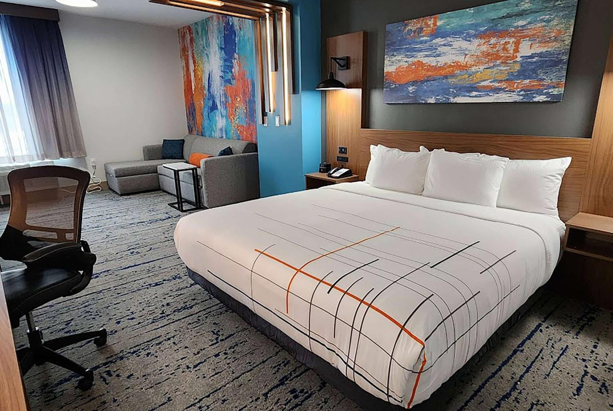 La Quinta Inn & Suites By Wyndham Austin South ภายนอก รูปภาพ